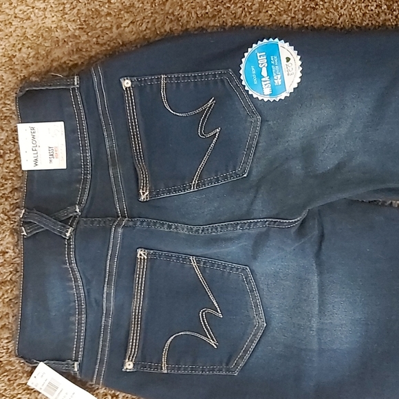 Jeans- high rise, skinny, size 5 - Picture 4 of 4